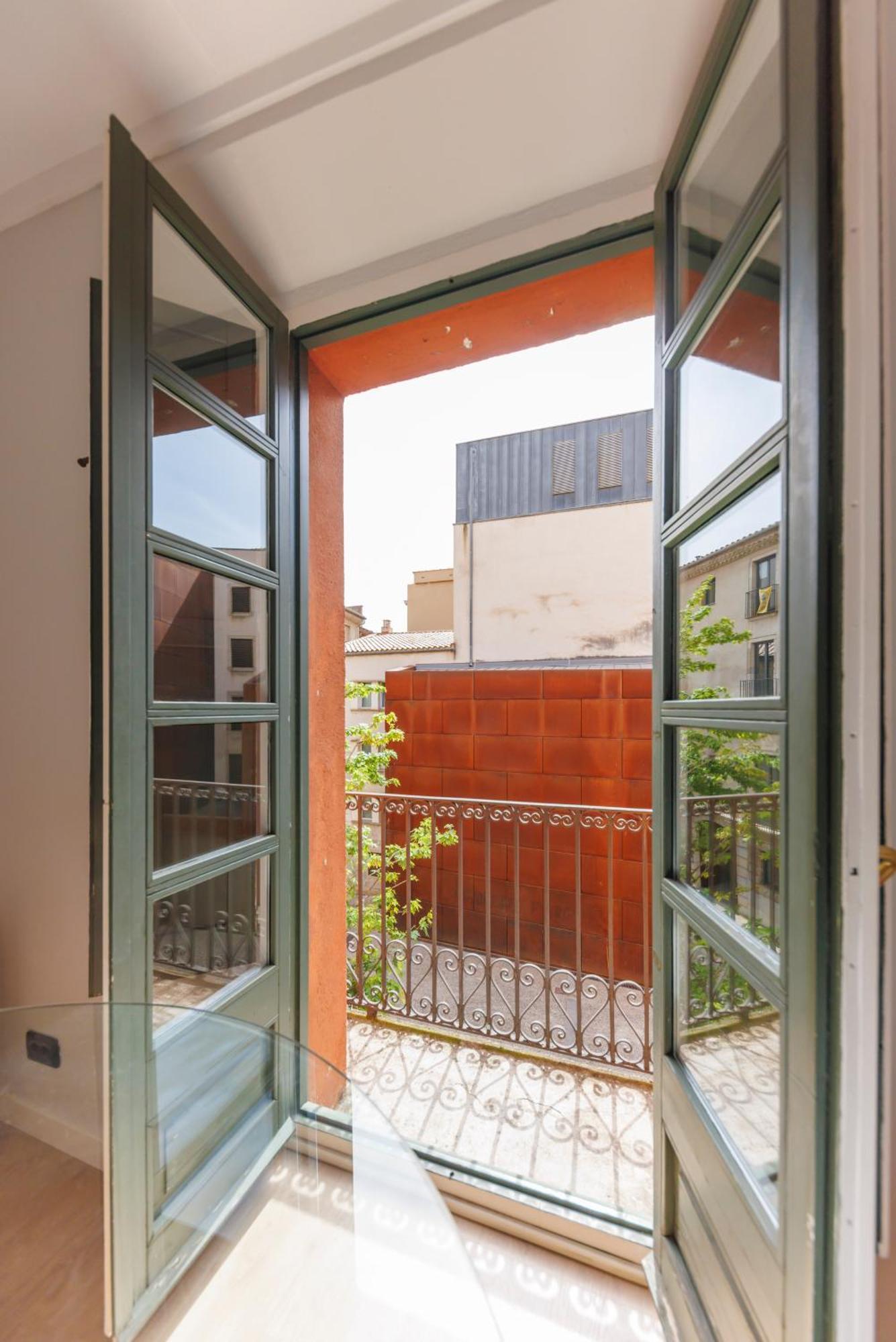Bravissimo Apartaments Mora 4 Girona Exterior photo